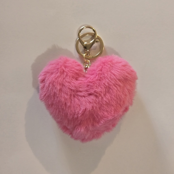 Accessories - 🍒🍒 Pink Furry Heart Keychain